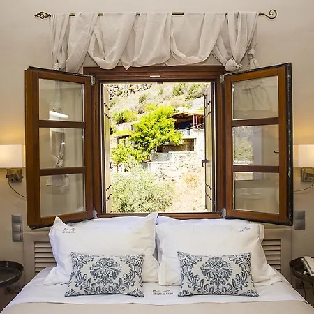 Boutique Adults Only 12plus Liménion